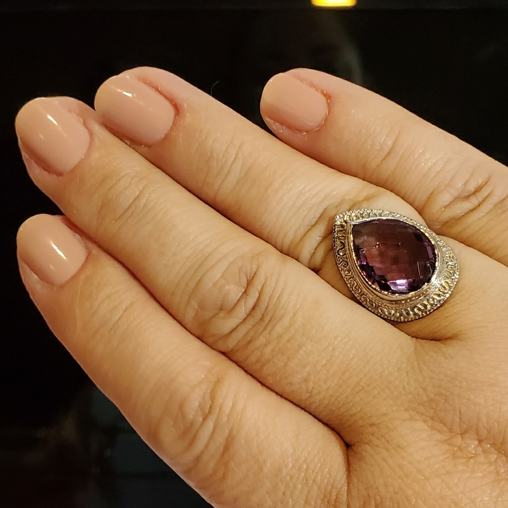 Pear shaped Amethyst, color deep lavender